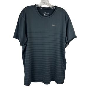 Nike Zonal Cooling Running Shirt Size XL Gray Short Sleeve Crew Neck Activewear
